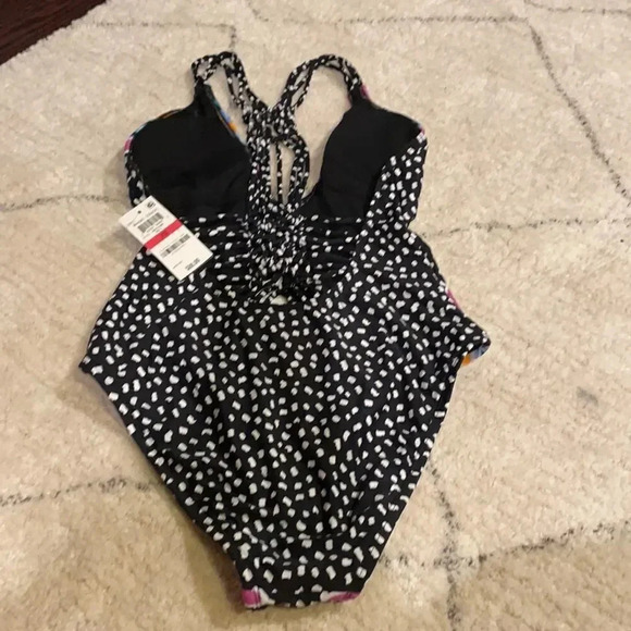 Bar III Brand New One Piece Swimsuit NWT - Picture 5 of 9